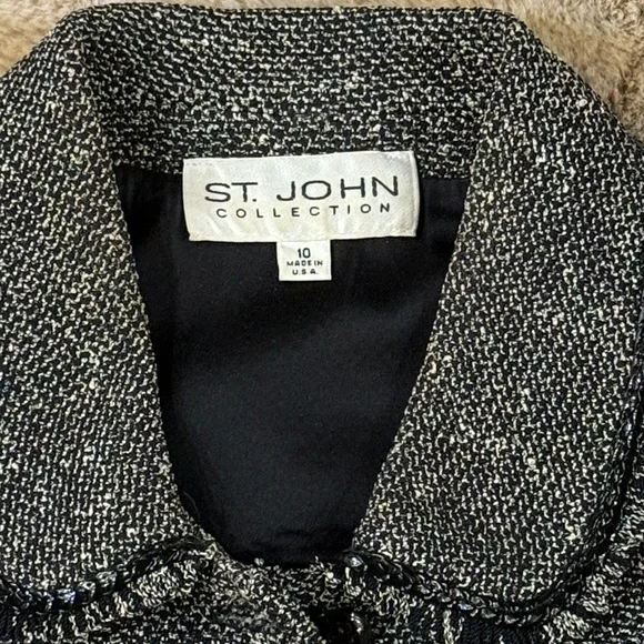 St. JOHN COLLECTION 10 Black White Tweed 3/4 Sleeve Metallic Fringe Trim Jacket - Picture 15 of 15